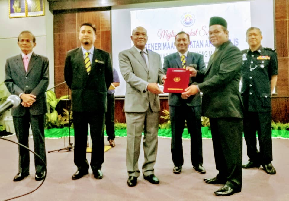 AHLI MAJLIS PERLU TURUN PADANG