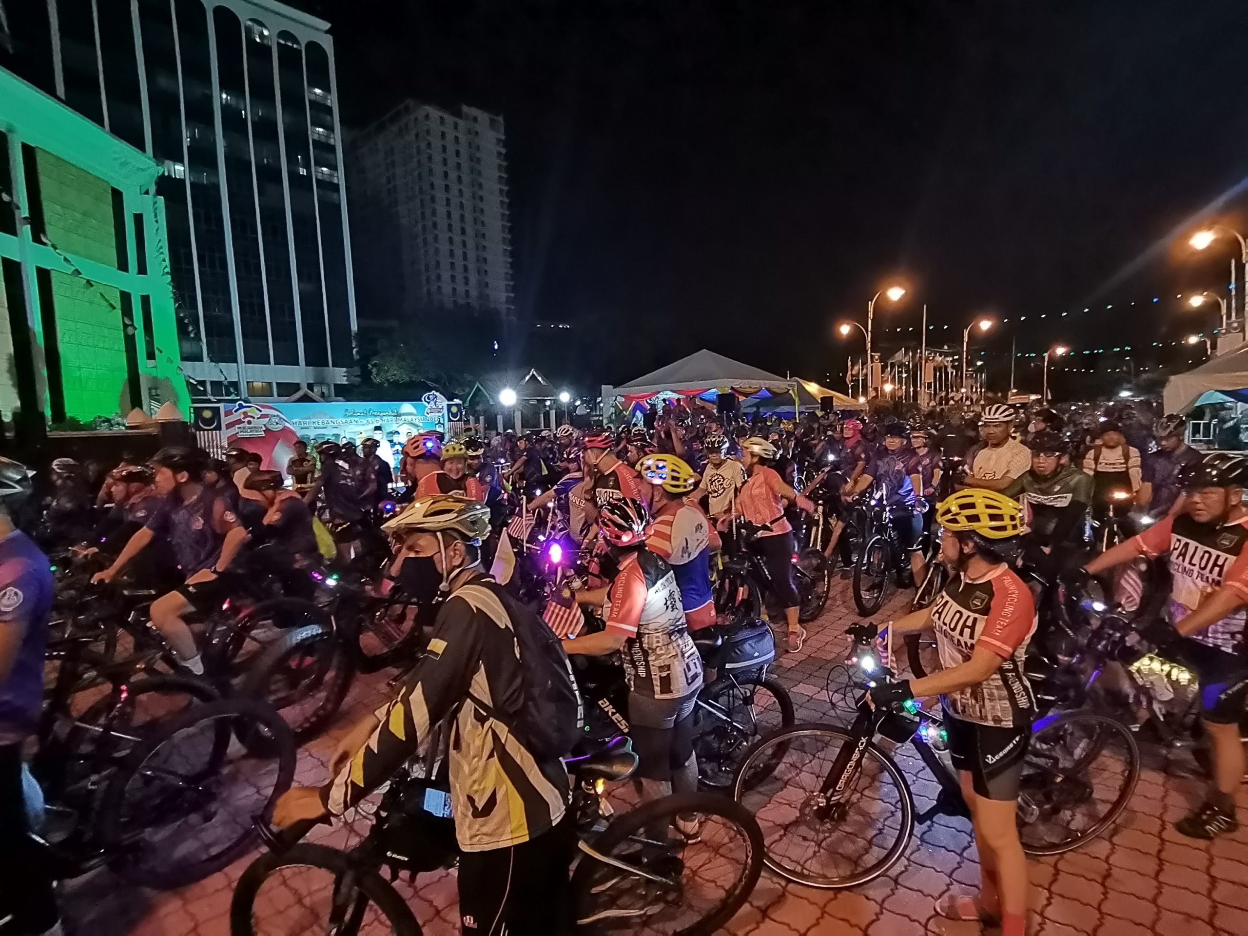 700 sertai Program Kayuhan Merdeka 2022