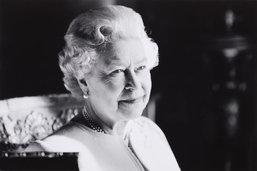 Ratu Elizabeth II mangkat pada usia 96 tahun