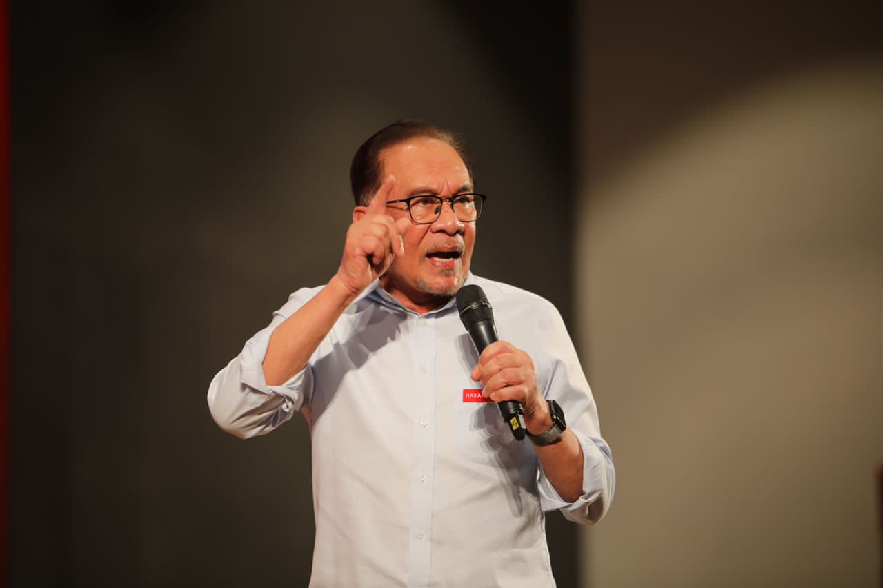PRU15: Anwar umum bertanding Parlimen Tambun