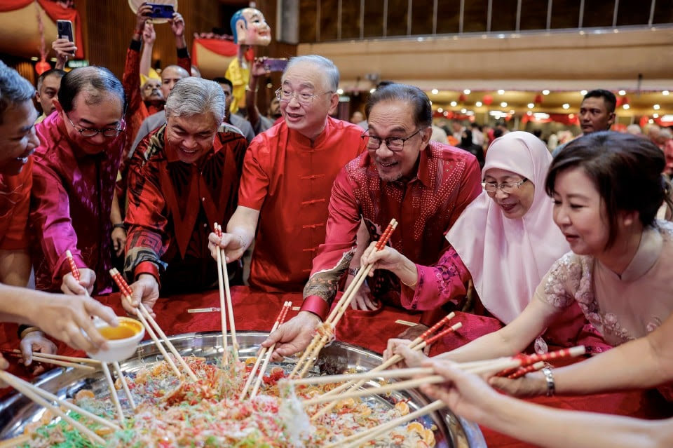PM Anwar gembira 'kembali' Ke Wisma MCA selepas lebih 25 tahun