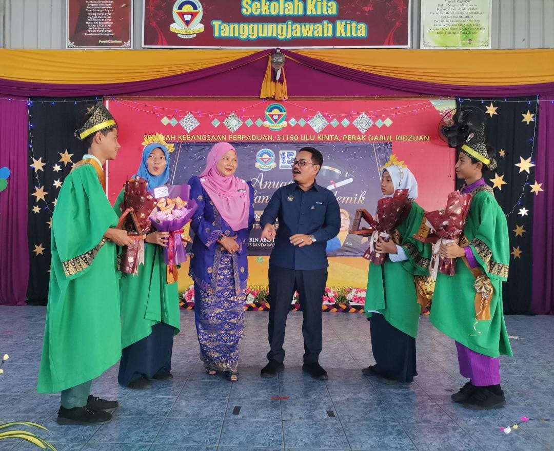 107 murid terima pengiktirafan sempena Hari Anugerah Kecemerlangan SK Perpaduan
