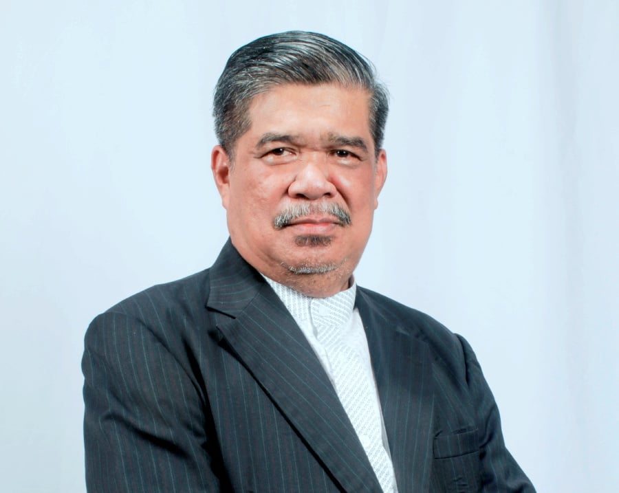 Mat Sabu kini bergelar Datuk Seri