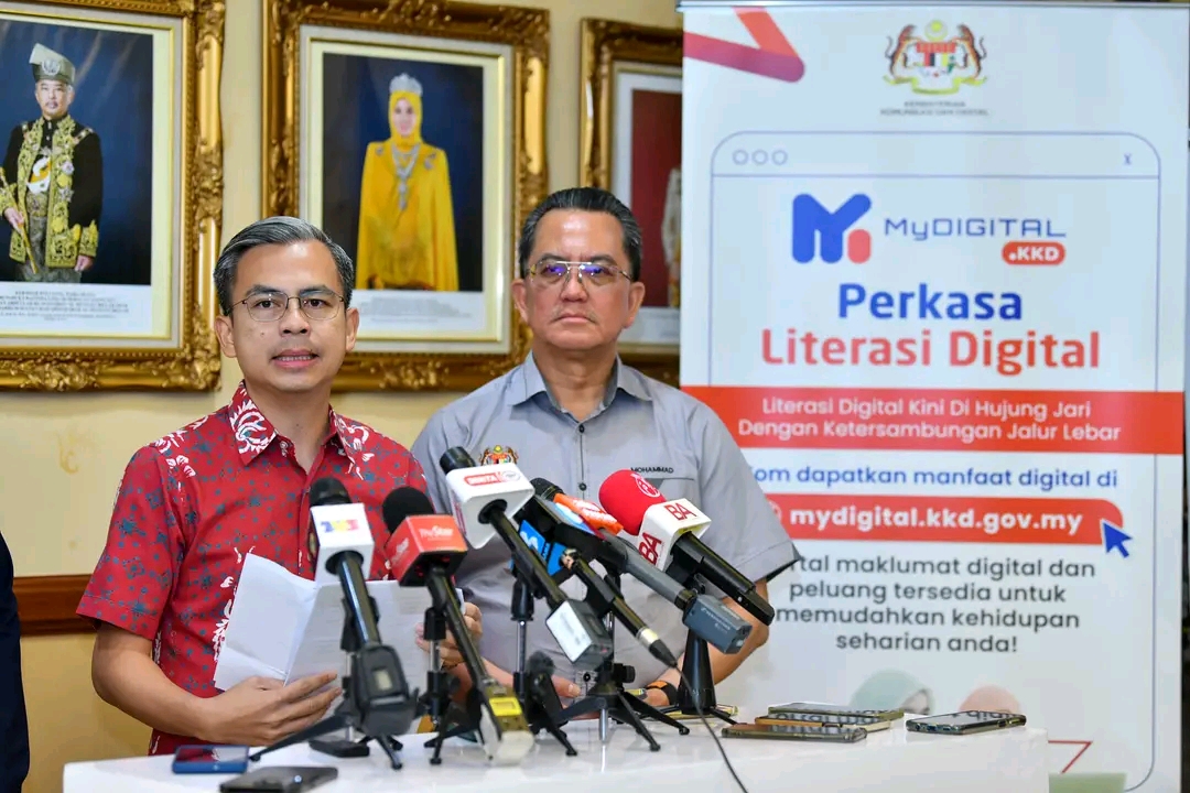 Kerajaan usaha tingkat kelajuan internet seluruh negara - Fahmi