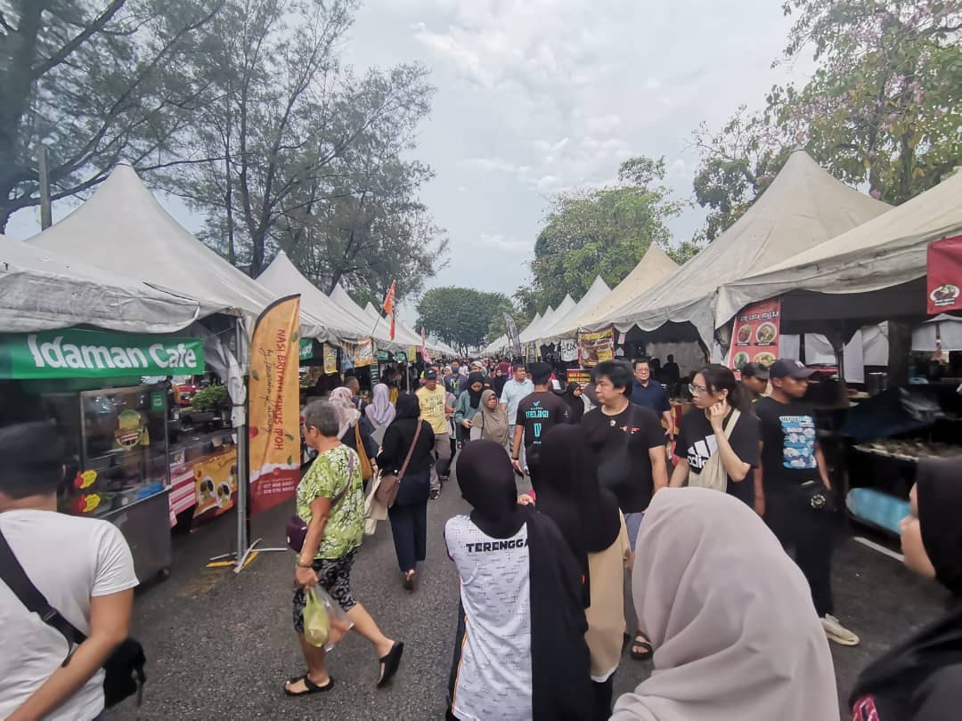 Peniaga bazar Ramadan diingatkan jangan jual makanan  harga 'kayangan'