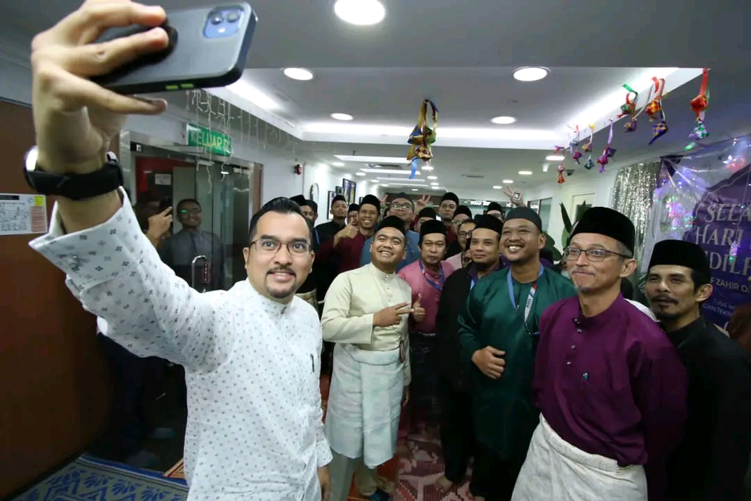 RM15 juta diperuntukan ganti laptop guru MRSM