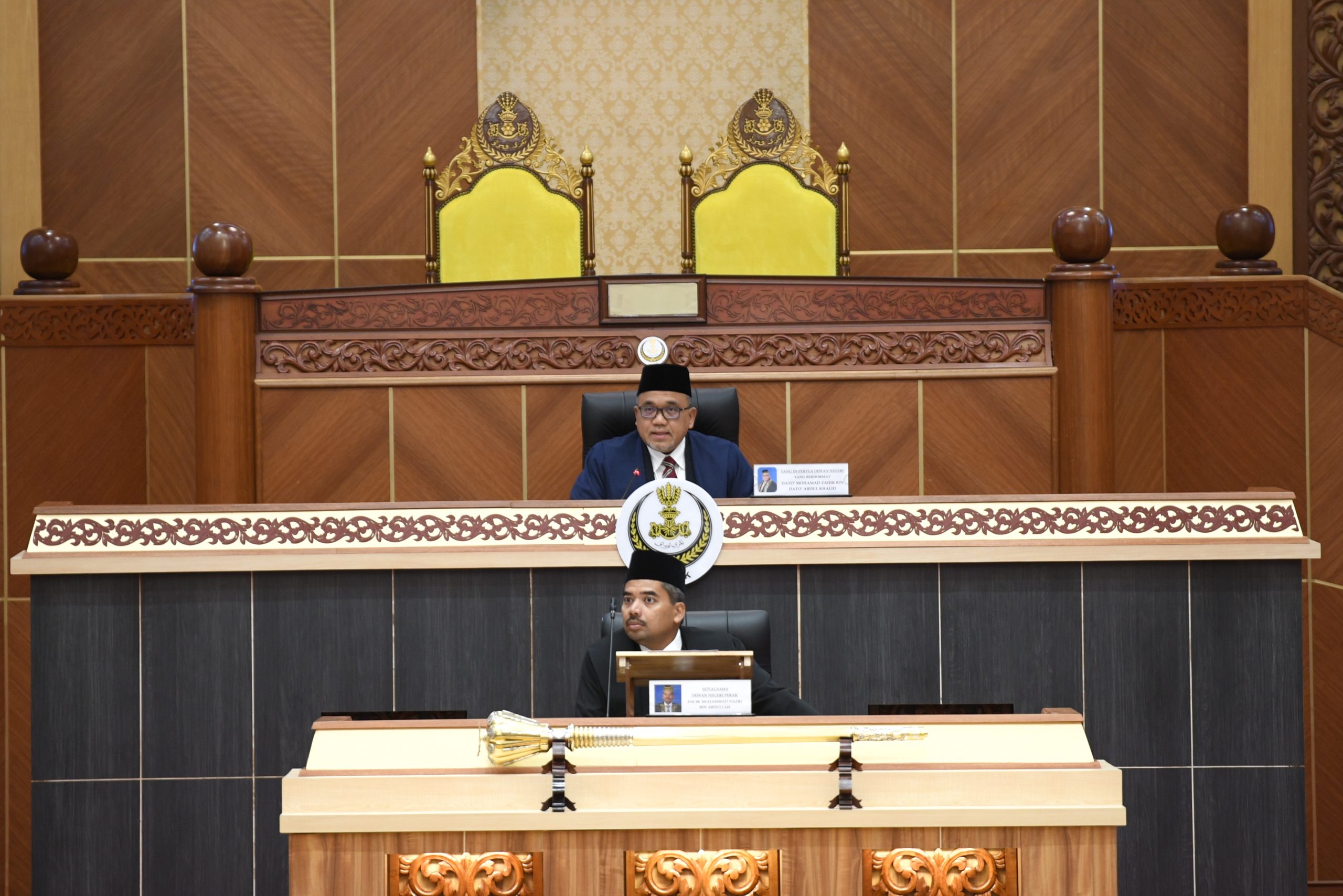 Speaker tegur ADUN tidak ikut kod pakaian