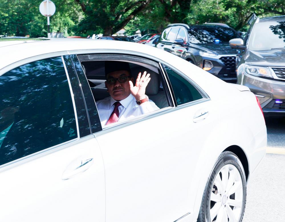 Sanusi menghadap Sultan Kedah mohon perkenan tarikh bubar DUN