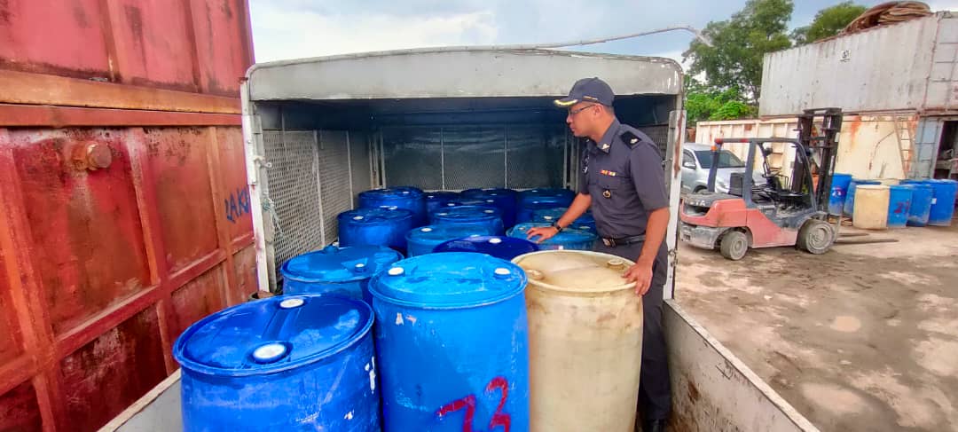 Taktik seleweng minyak diesel guna lori tangki air ditumpaskan