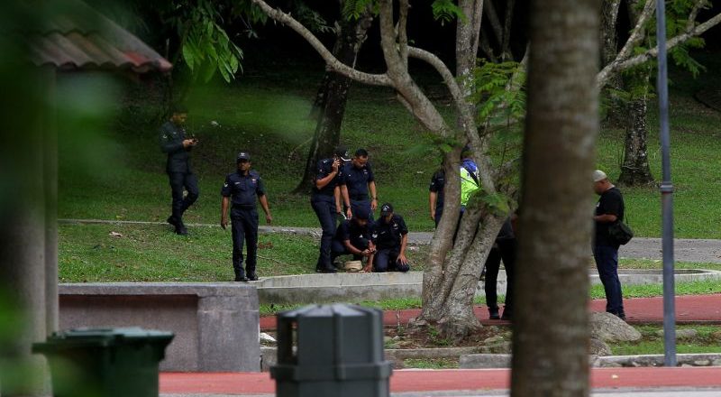 Peluru mortar dijumpai di Padang Polo