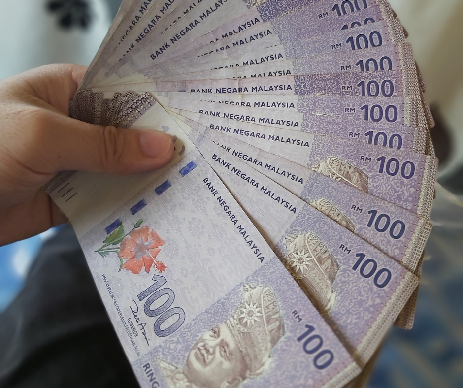 Gaji minimum RM1,500 majikan kurang 5 pekerja berkuat kuasa hari ini: Apa kata rakyat