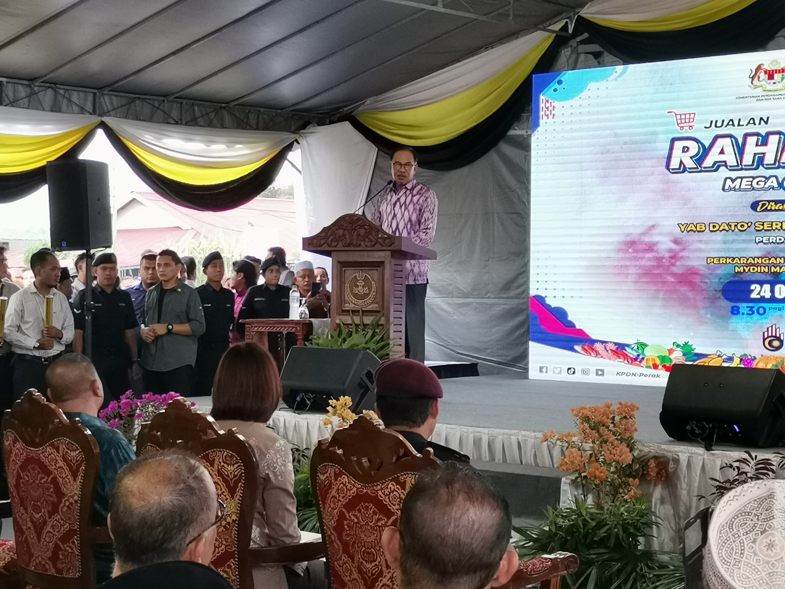 Kerajaan Madani tak lepas tangan isu kenaikan harga barang - PM
