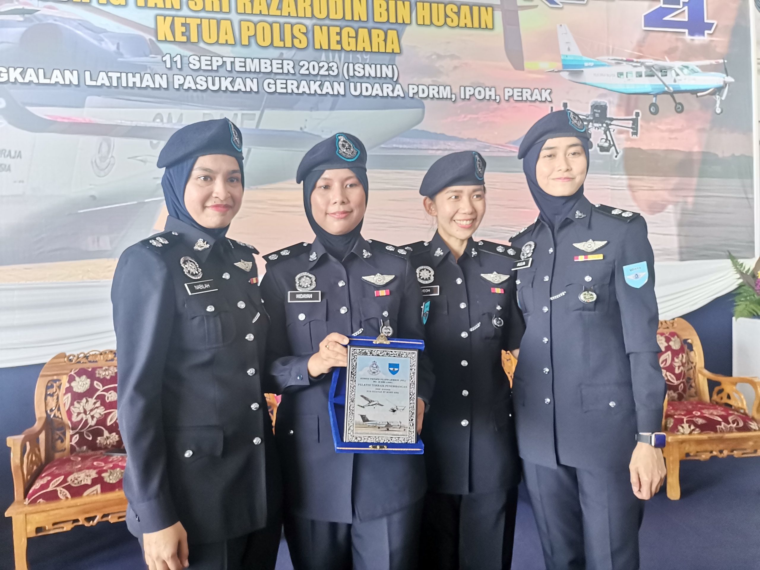 Selepas 44 tahun, Pasukan Gerakan Udara PDRM lahirkan 4 juruterbang wanita pertama