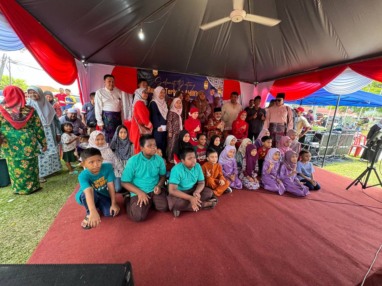 Hampir 3000 masyarakat Pasir Salak hadiri rumah terbuka Dato Seri Tajudin Abdul Rahman