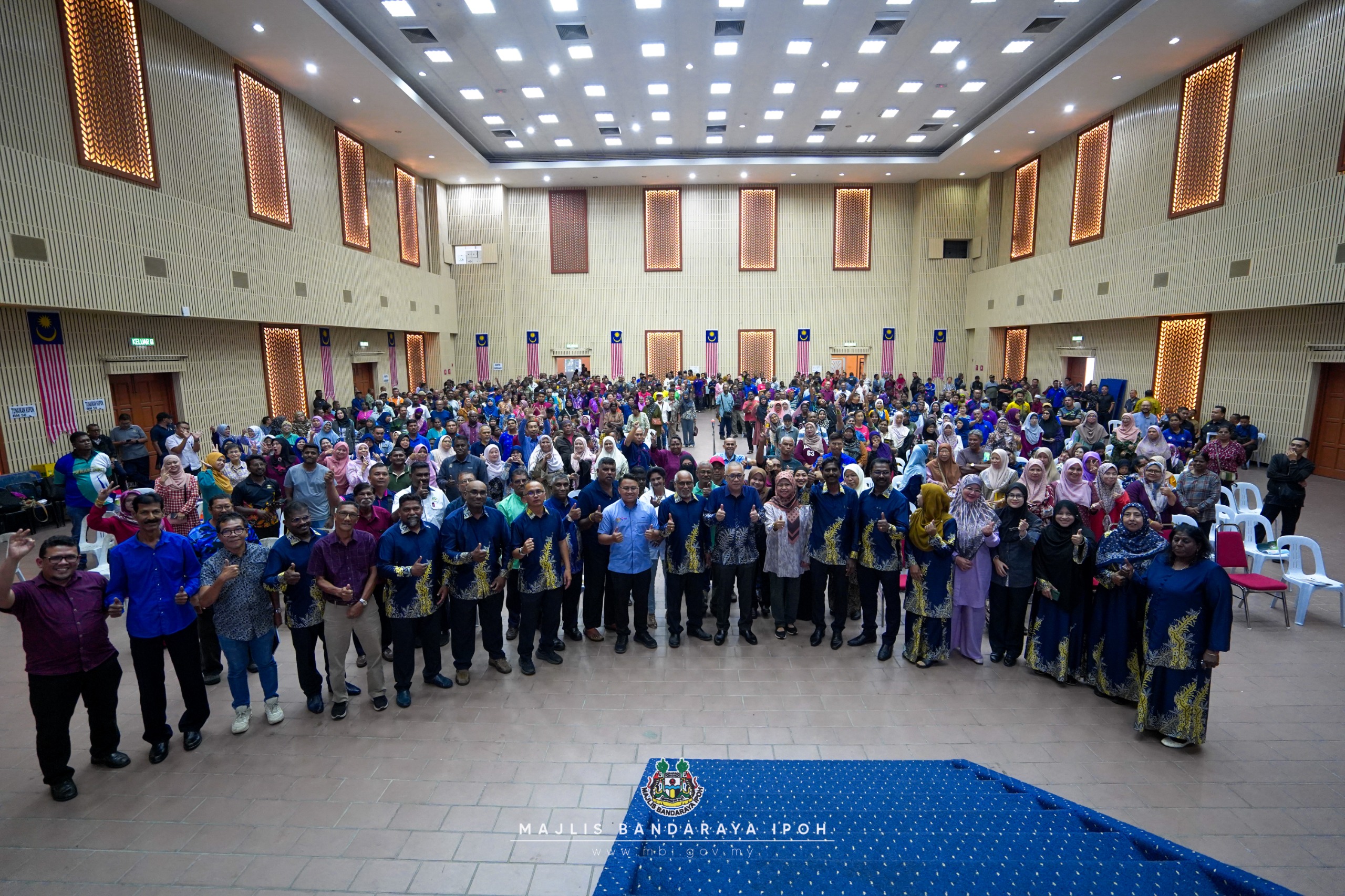 DATUK BANDAR IPOH RASMI MESYUARAT AGUNG TAHUNAN KOPERASI MBI KALI KE-51