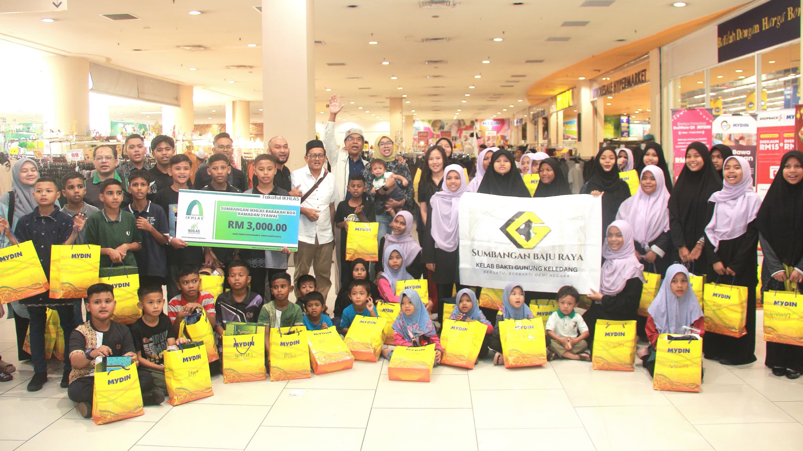 KELAB BAKTI GUNUNG KELEDANG SANTUNI 47 ANAK-ANAK YATIM DARUSSALAM