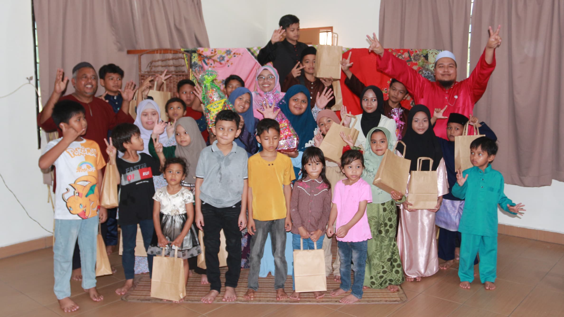 RUMAH TERBUKA AIDILFITRI JPKK KAMPUNG DESA PERWIRA ERATKAN UKHUWAH KOMUNITI