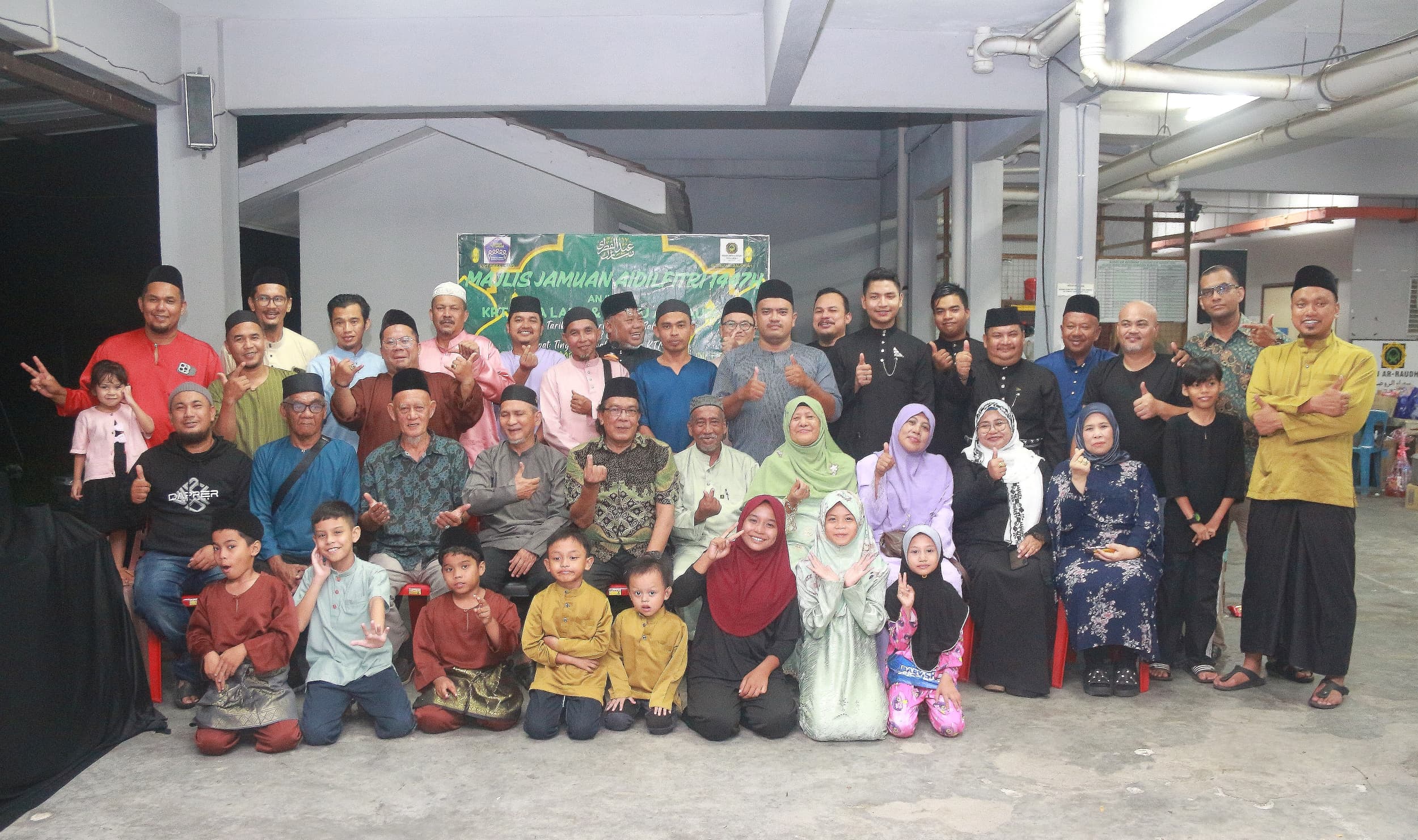 KRT DESA LANG DAN SURAU AR-RAUDAH ANJUR MAJLIS JAMUAN AIDILFITRI 1447H